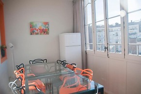 Feel at Sants Apartments