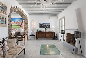 Mykonian Hills