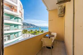Sun Sea 1BR Apartment