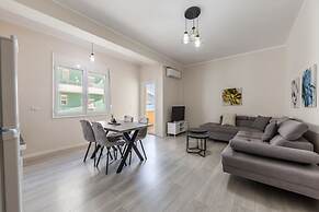 Sun Sea 1BR Apartment