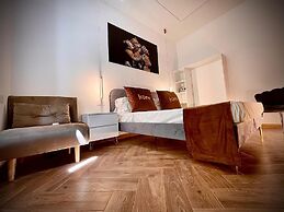 Kore Suite
