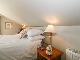 Holly Cottage