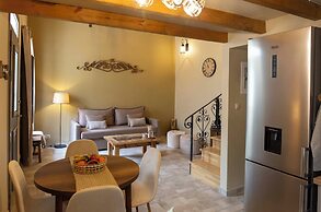 Strofilia Guest House