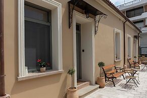 Strofilia Guest House