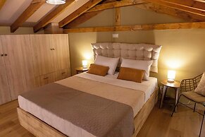 Strofilia Guest House