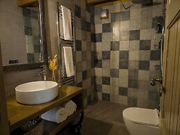 Strofilia Guest House