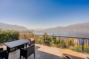 Stunning 1 bed Lake Maggiore Apartment