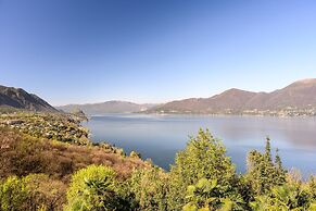 Stunning 1 bed Lake Maggiore Apartment