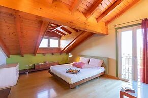 Villa Near Milan With Swimming Pool