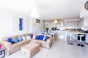 Dumenza Villas