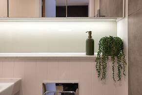 Spacious City Studio