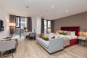 Spacious City Studio