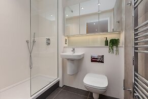 Spacious City Studio