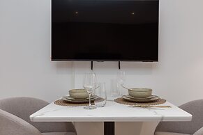Spacious City Studio
