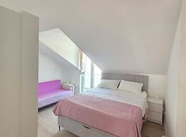 Penthouse Apartment Dijana