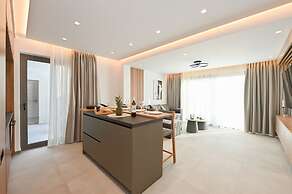 MGK Complex Suite Private Pool Ground Floor