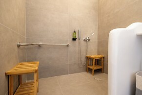 Cezaria Naxos Hotel