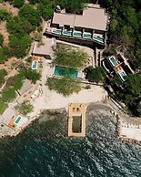 Perla Roca Hotel Boutique - Beach Front