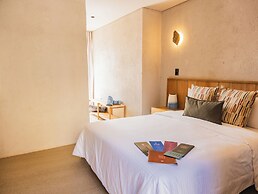 Perla Roca Hotel Boutique - Beach Front