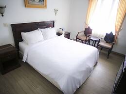Hotel Bukit Serelo