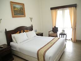Hotel Bukit Serelo