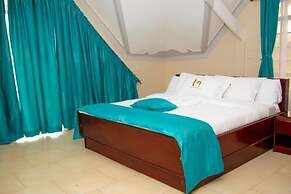 Mojoh Inn Hotel