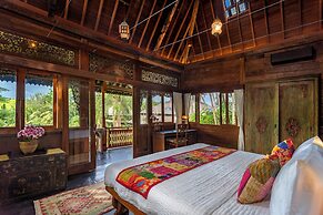 Lumina Wellness Retreat