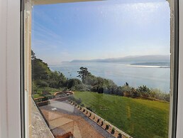 Menai View