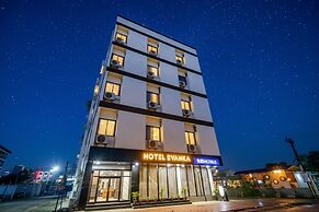 Fabhotel Evanka