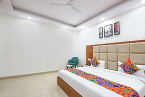 Fabhotel Evergreen