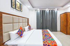 Fabhotel Evergreen