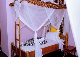Kilimanjaro Scenic Lodge