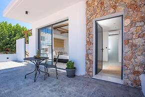 Cactus Suites