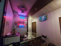 Hotel Shiv Ganga