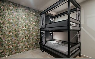 Top Bed Mixed Shared Room