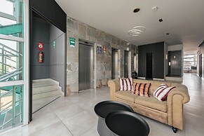 Low bed Mixed Shared Room