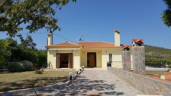 Villa Politimi at Aegina