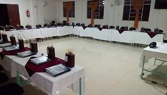 Siaya White Hotel