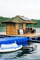 Floating Home in Reef Resort 3