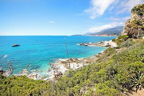 Holiday Resort Balzi Rossi