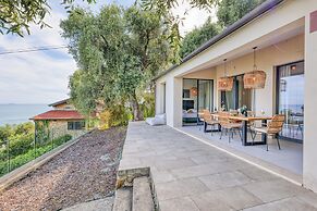 Holiday Resort Balzi Rossi