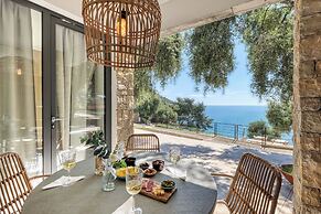 Holiday Resort Balzi Rossi