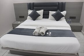 Hotel R K villa