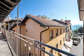 Nel Cuore Di Baveno 50m from Lake