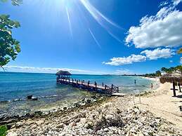 Oceanview Stay Walk to Beach & Snorkel