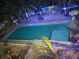 Octagon Beach Resort Pondicherry