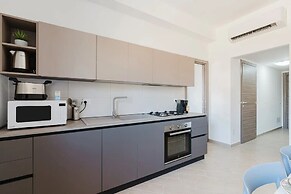 VILLA CON PISCINA