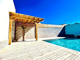 Elegant Twin Villas With Pools & Views