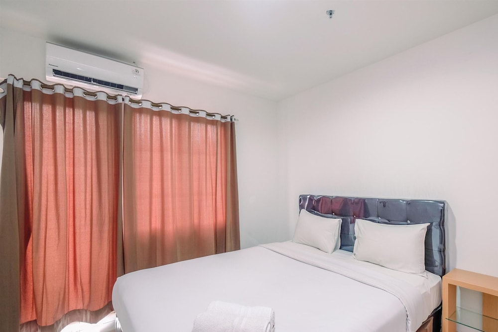 Homey 2BR Sentul Tower Apartment near SICC