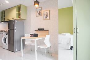 Comfortable Studio at West Vista Apartment